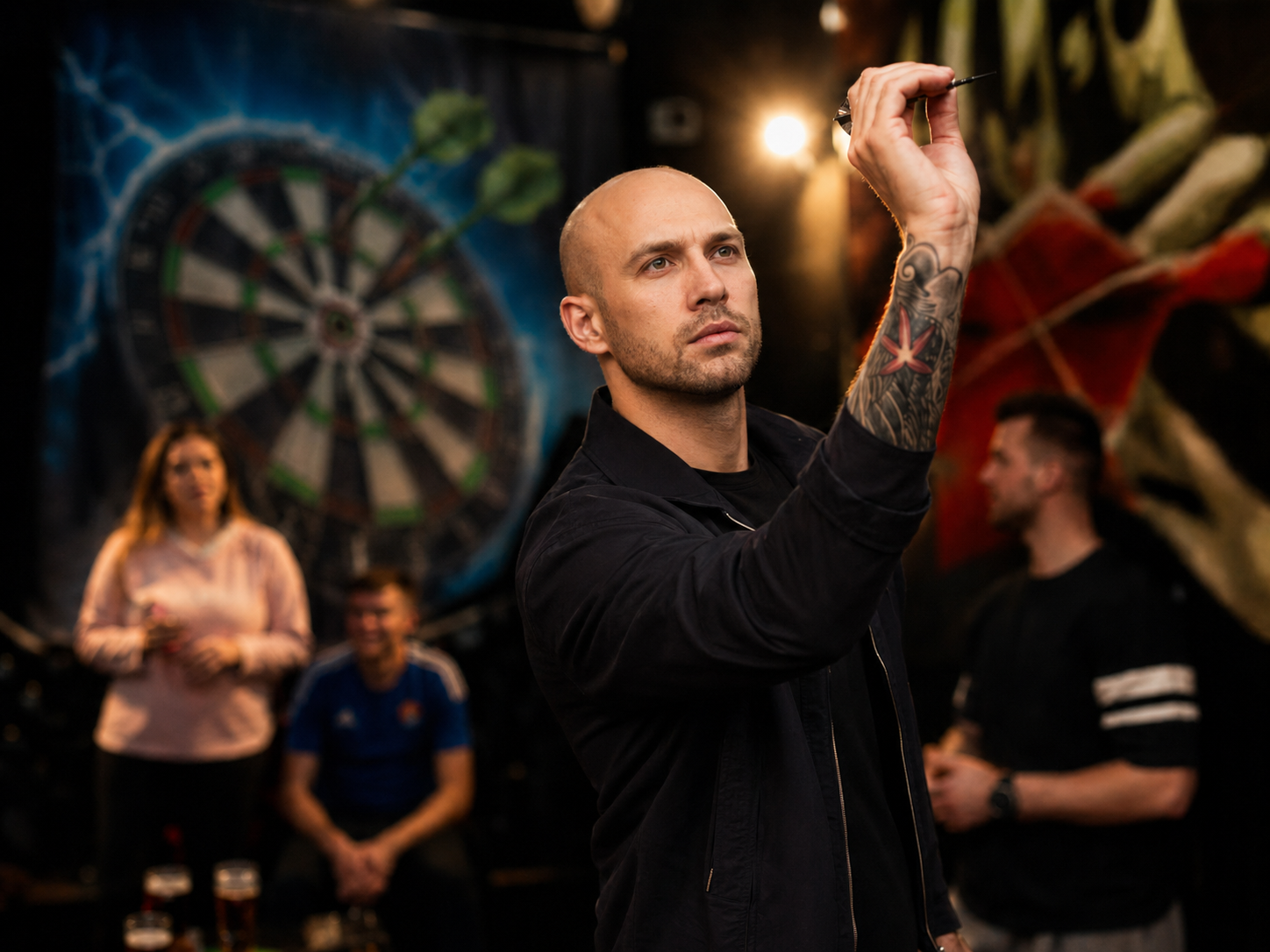 Strefa dart Bilard House — gracz w skupieniu przed rzutem lotką